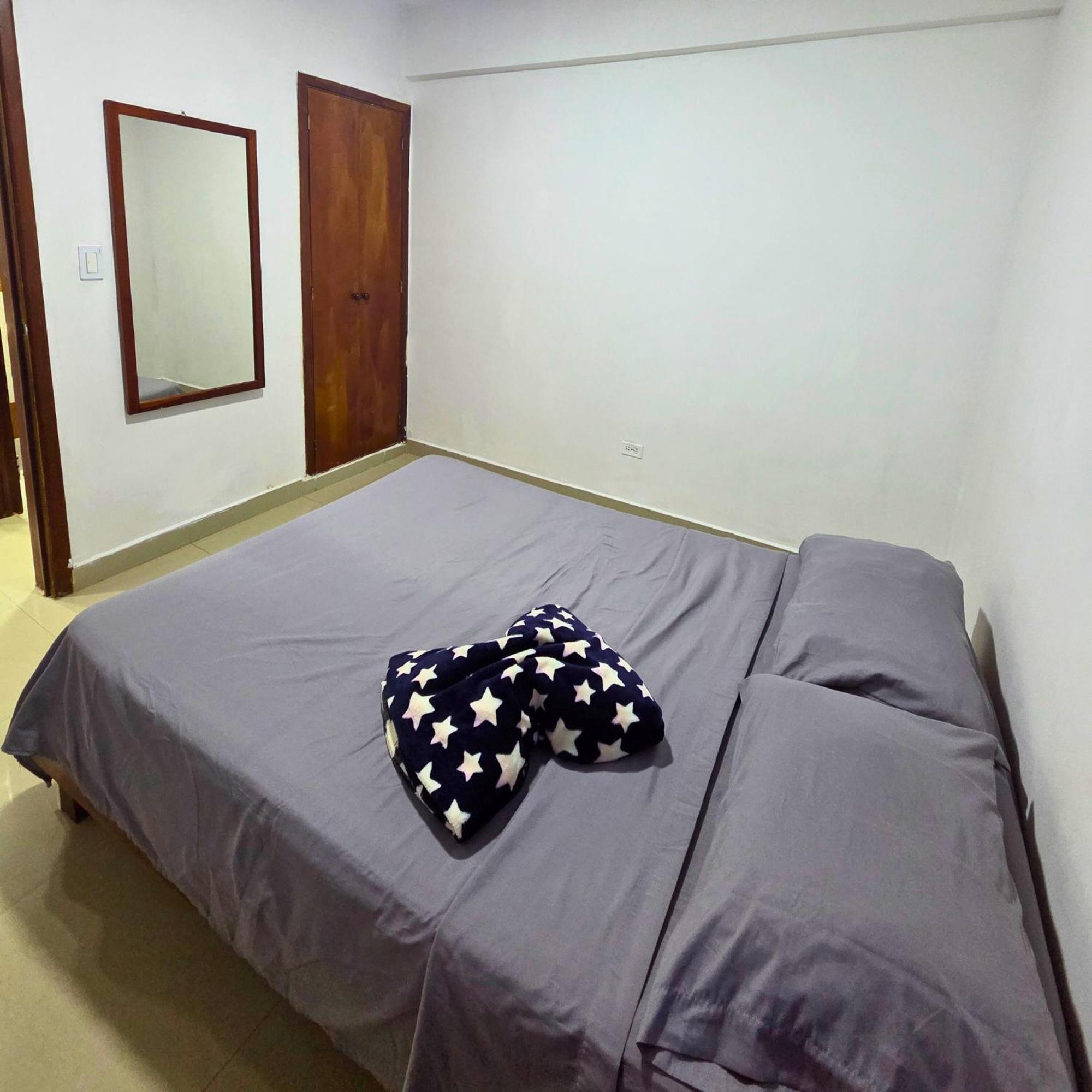 Tucacas, Frente Al Mar, Balcon, Piscina Y Playa Privadaアパートメント エクステリア 写真