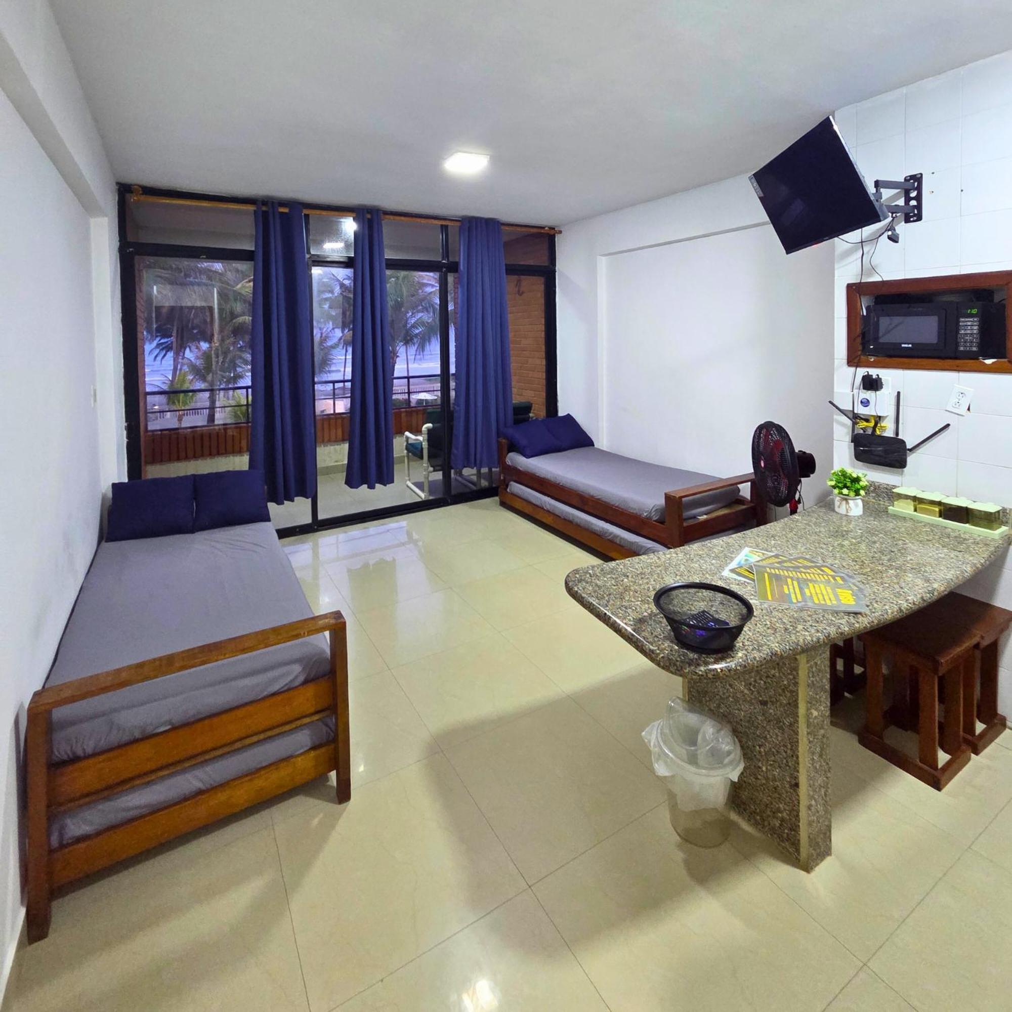 Tucacas, Frente Al Mar, Balcon, Piscina Y Playa Privadaアパートメント エクステリア 写真