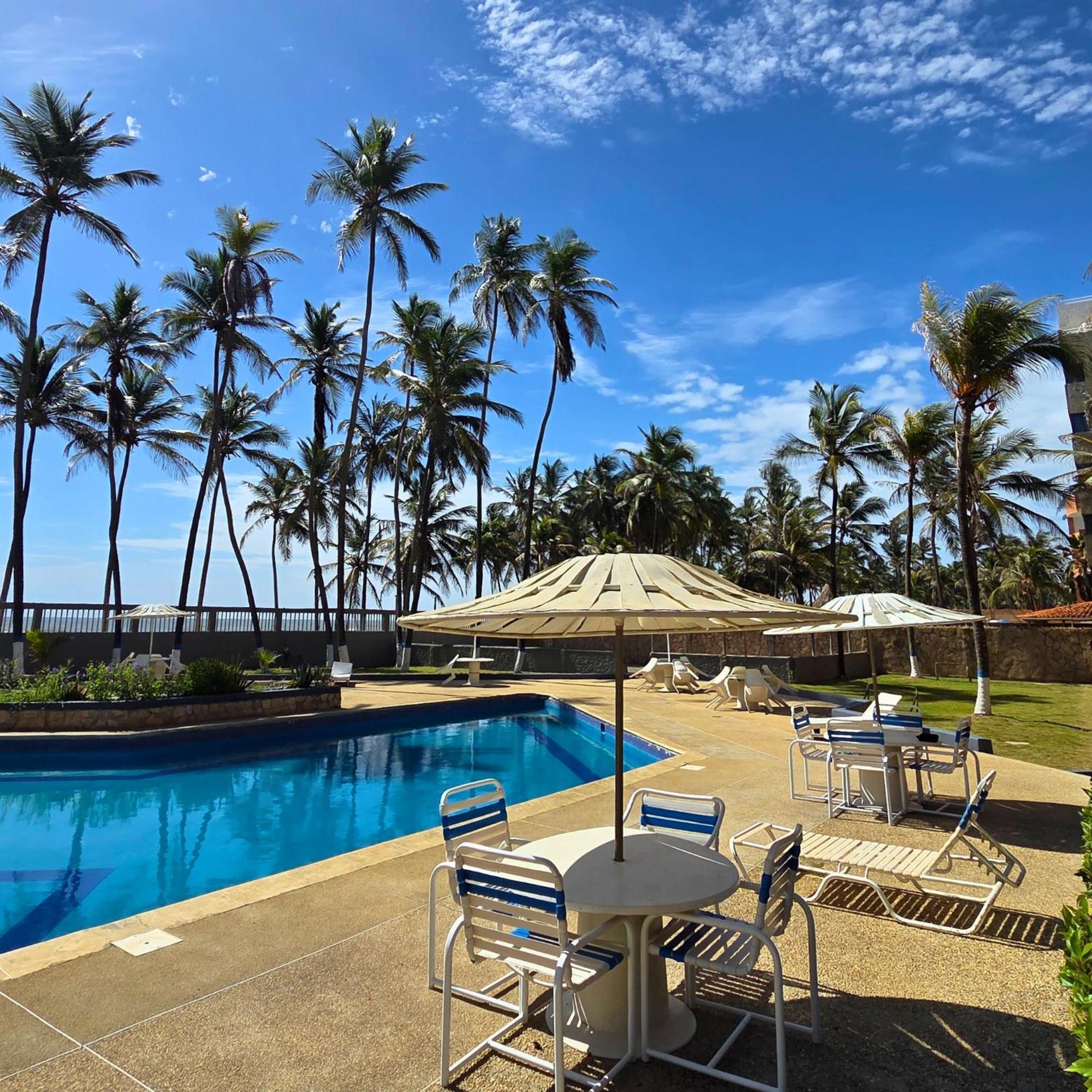 Tucacas, Frente Al Mar, Balcon, Piscina Y Playa Privadaアパートメント エクステリア 写真
